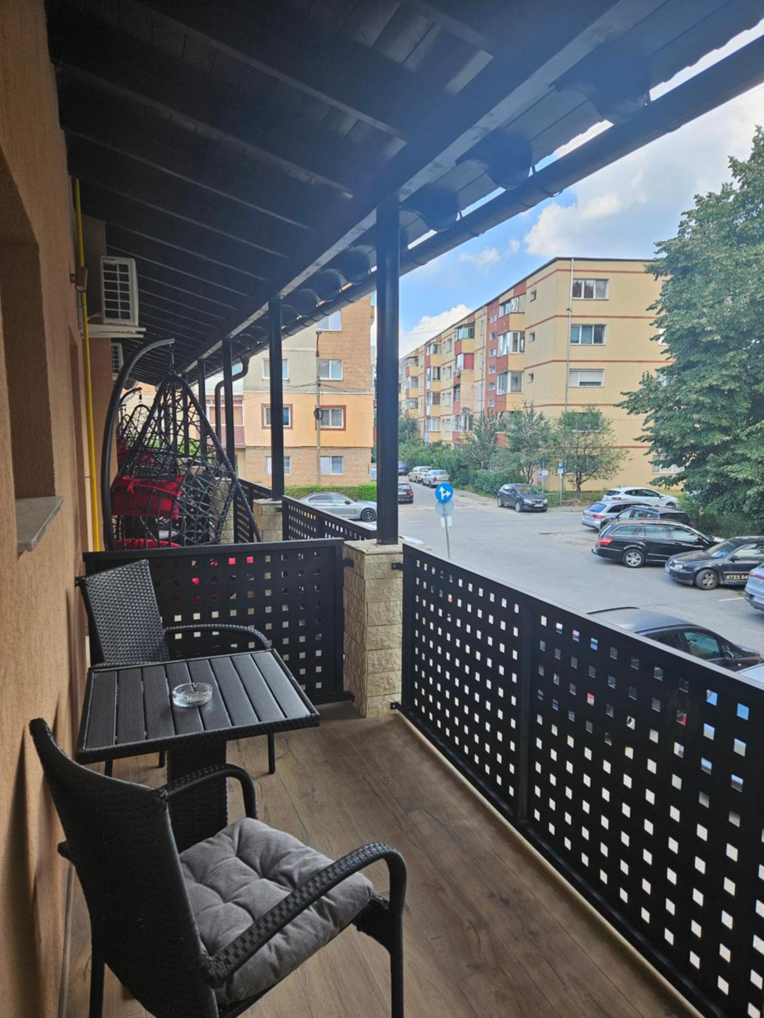 Hotel Colt De Rai Resita Exterior foto